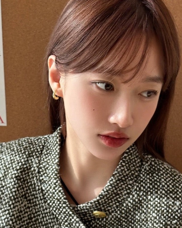 Gold Pearl Earrings