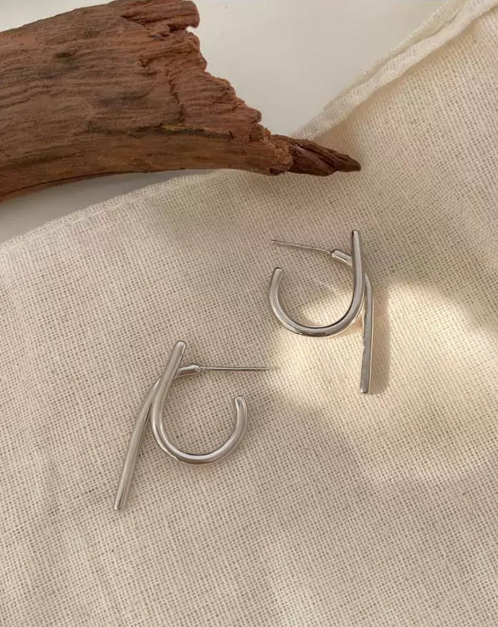 Versatile Line Earrings