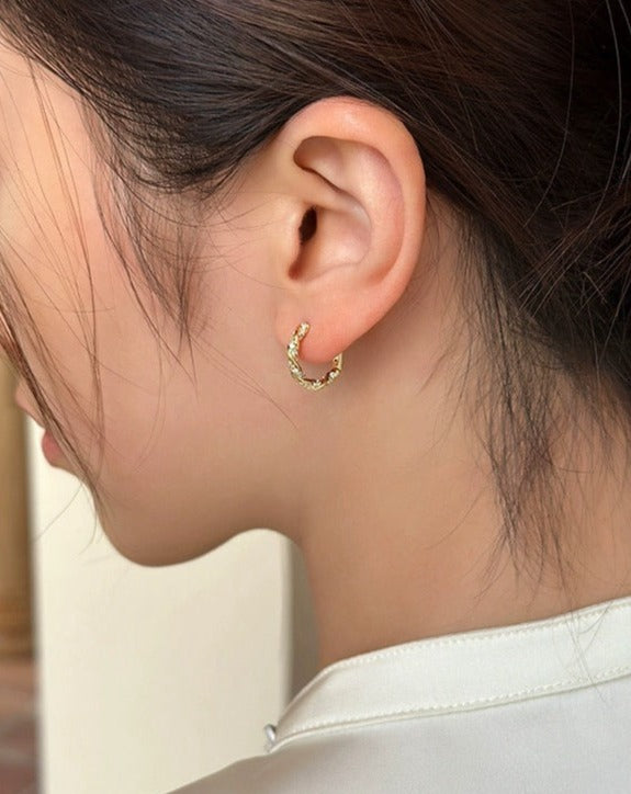 Möbius Twisted Gold Hoop Earrings