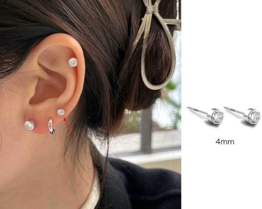 Classic Circular Zircon Earrings Close Up Model Size 4mm