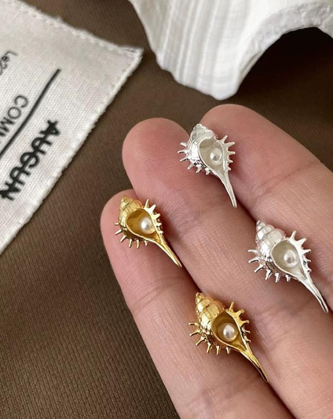 Gold and Silver Seashell Earring