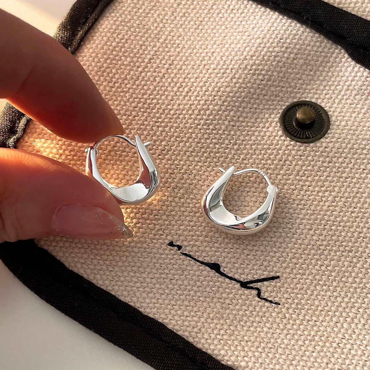 Minimalist Gold Hoop Earrings