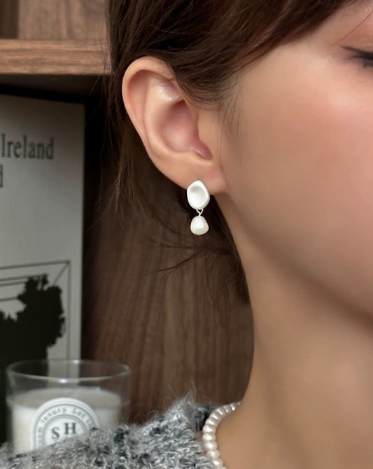 Minimalist Fresh Water Pearl Matte Silver Earrings
