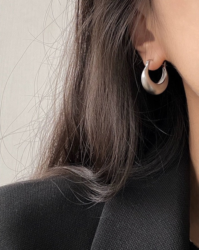 Minimalist Metal Brushed Matte Silver Texture Earrings