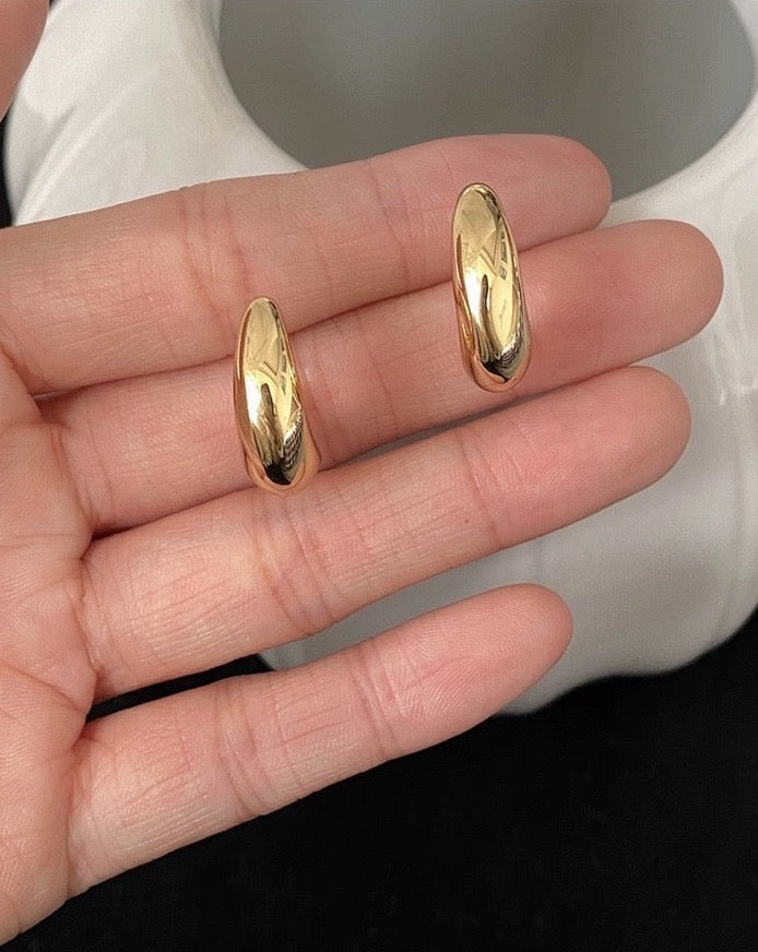 Sterling Silver Gold-Plated Earrings with Semi-C Shape Design