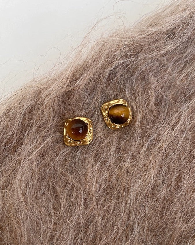 Minimalist Vintage Gold-Plated Earrings adorned with Tiger's Eye Crystal