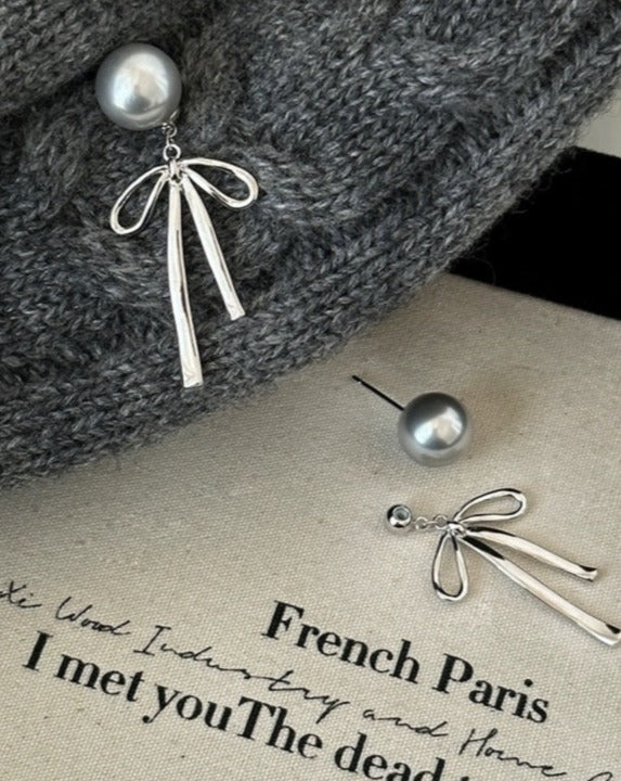 Unique 925 Silver Grey Pearl Butterfly Earrings Close Up Two Piece