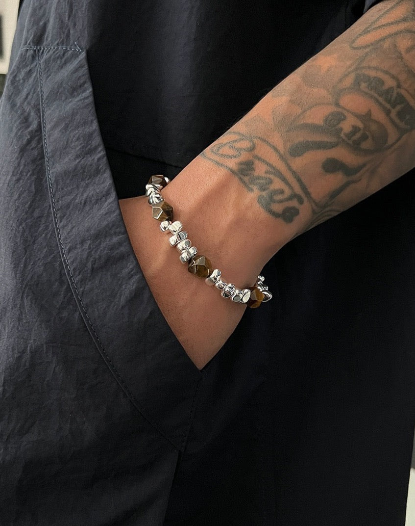 Vintage Irregular Coffee-Colored Minimalist Beaded Bracelet Model Pocket